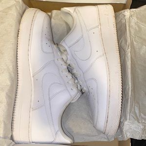 Nike Air Force 1